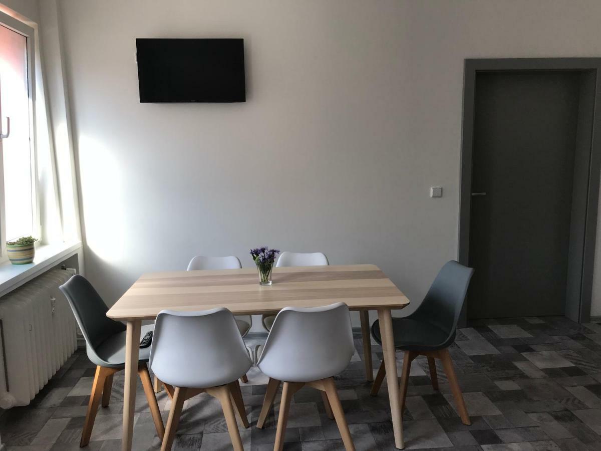 Apartman Havlickova カルロヴィ・ヴァリ エクステリア 写真